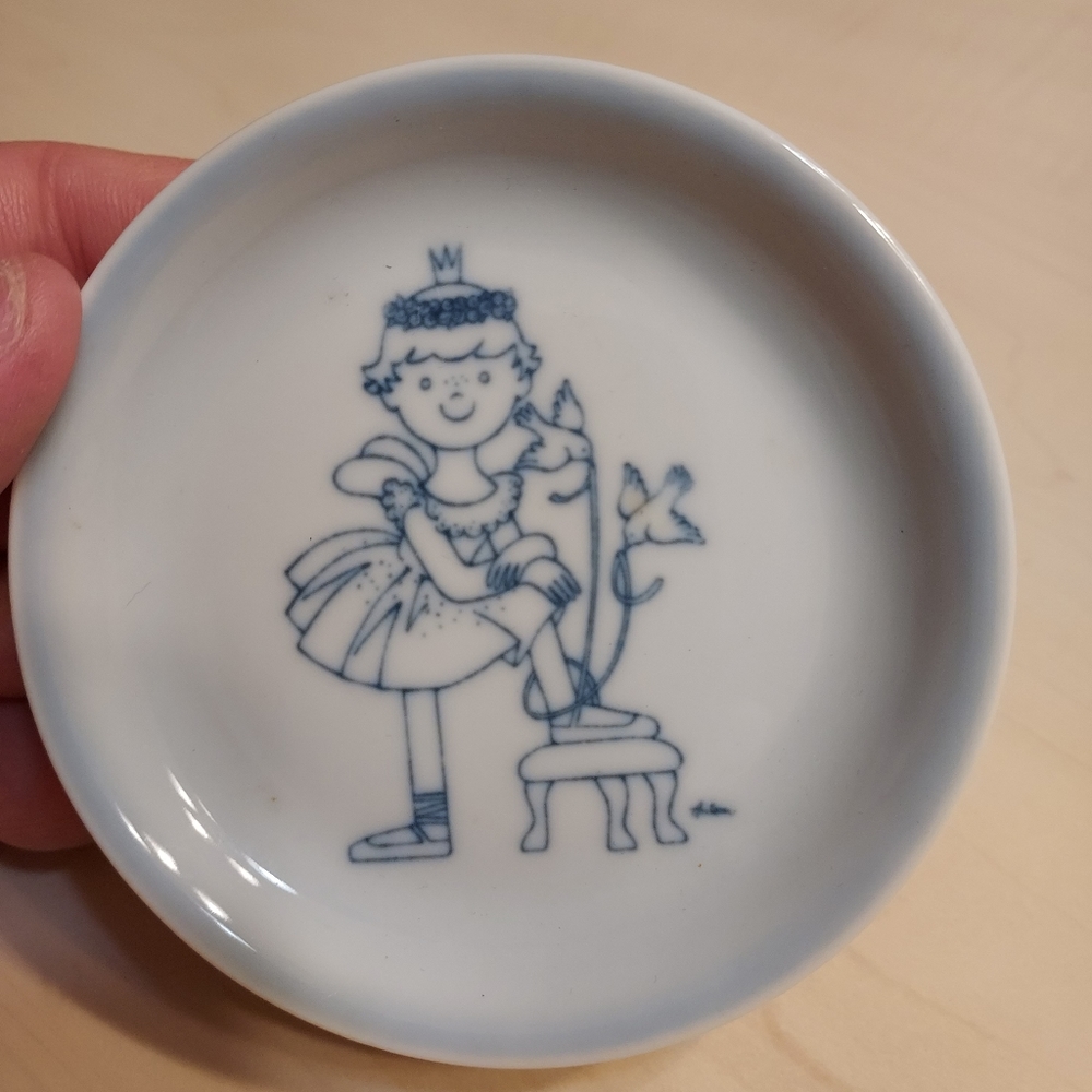 Antoni Ballerina porcelain dish 3.25"